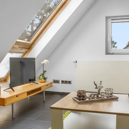 Gesamte - Büro - Küche - Netflix * Nürnberg